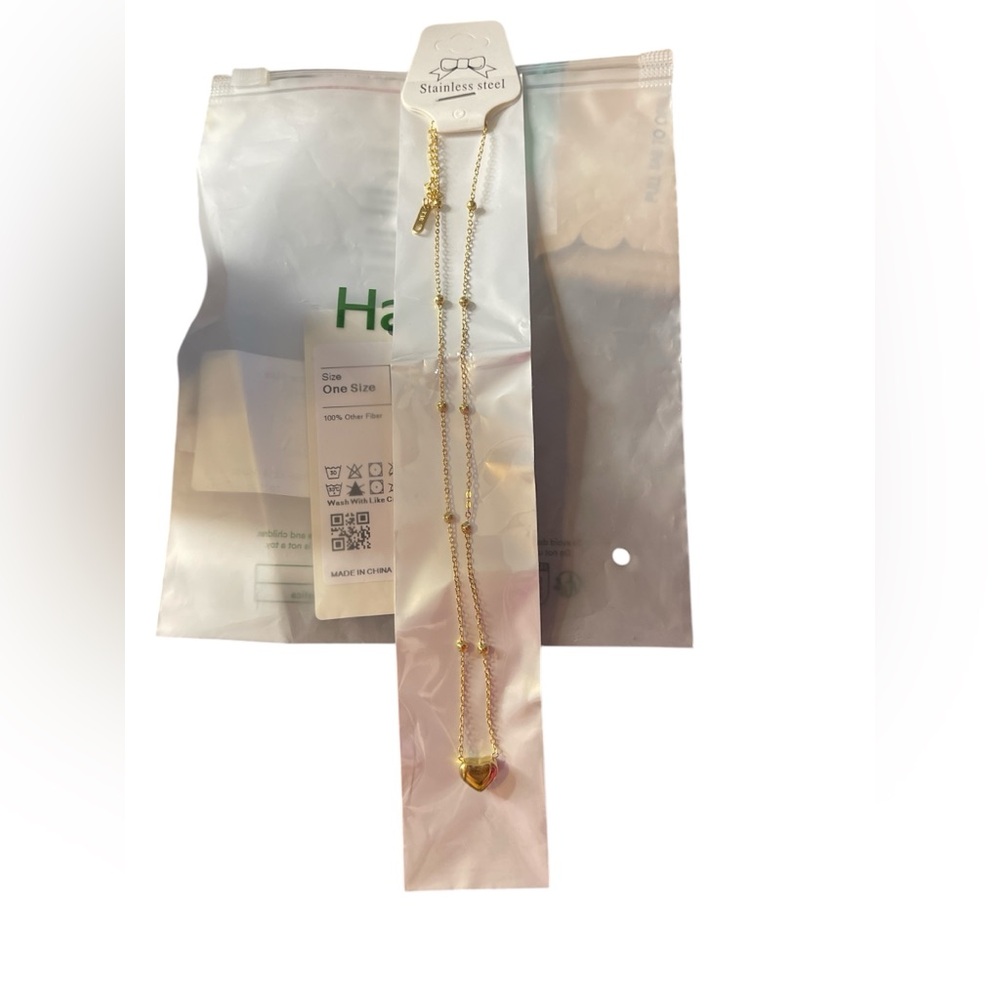 Gold Heart Pendant Necklace Halara NWT